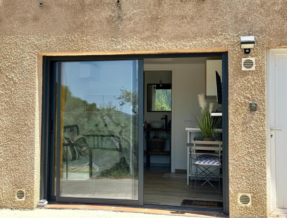 Studio Collobrieres Vue Sur Village Exterior foto